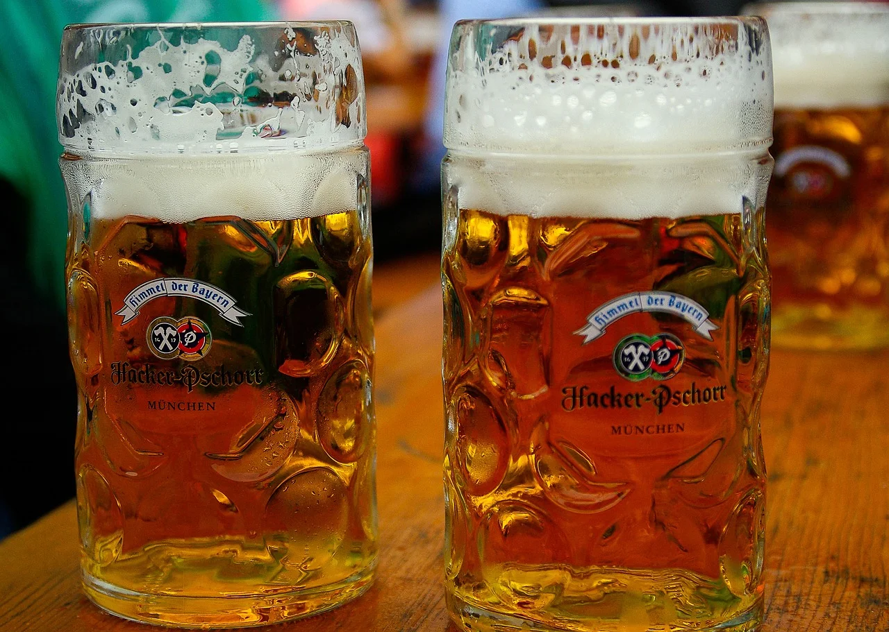 munich, beer, oktoberfest-1201581.jpg