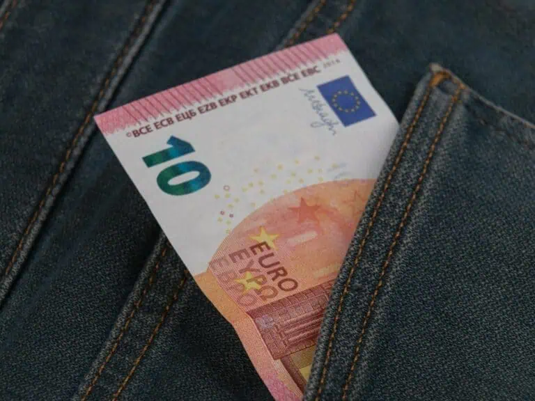 Minimum Wages Rose Fastest in Eastern Europe